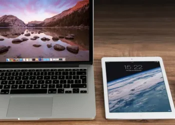 Connect Android & iPhone Seamlessly with Windows PC in 2025