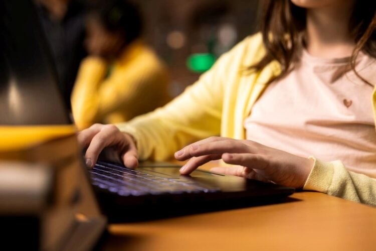 5 Legit Essay Writing Services You Can Trust in 2025