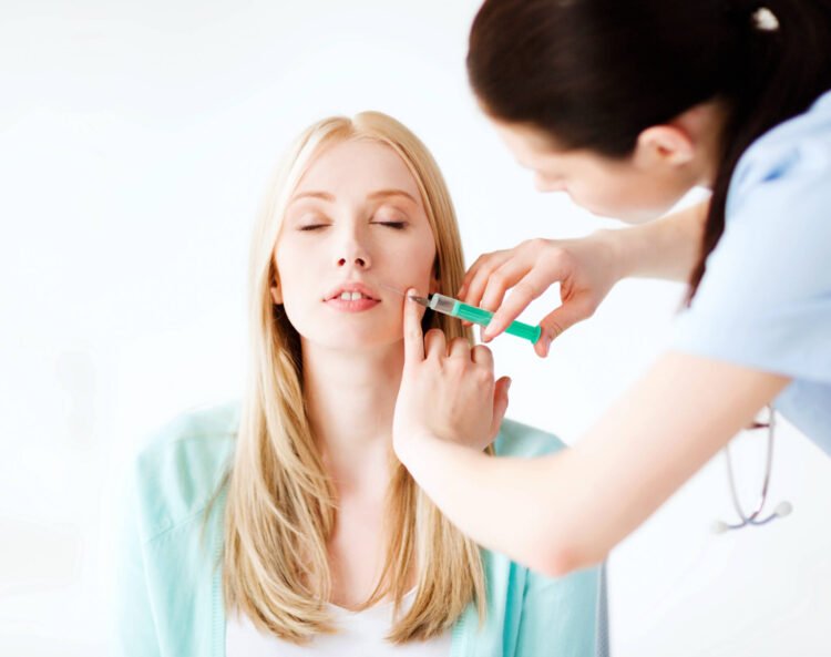 7 Reasons to Enroll in a Nurse Injector Training Program in Phoenix in 2026